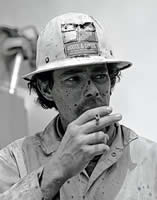  Alberto RODRIGUEZ - 'Bombero de pozos de petroleo'. Kuwait.